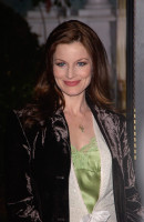 Laura Leighton photo #