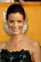 Laura Leighton photo #