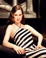photo 12 in Laura Linney gallery [id269607] 2010-07-09