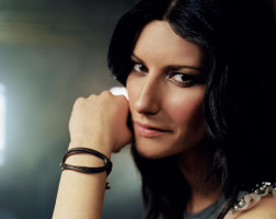 photo 24 in Laura Pausini gallery [id338905] 2011-02-04