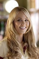 Laura Vandervoort photo #