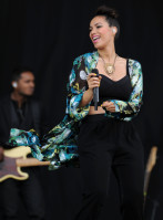 photo 21 in Leona Lewis gallery [id504778] 2012-07-02