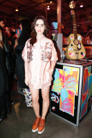 Lily Collins pic #874763
