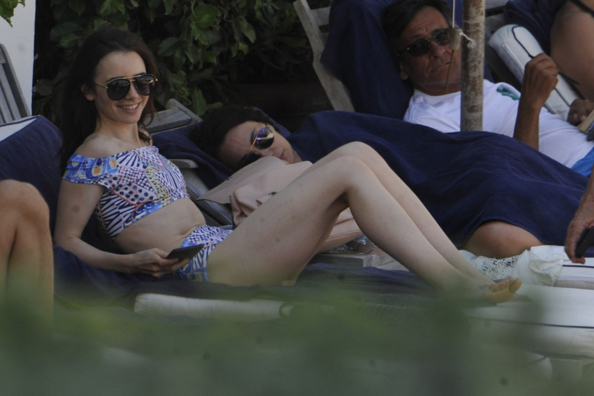 Lily Collins: pic #950521