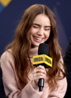 Lily Collins pic #1101606