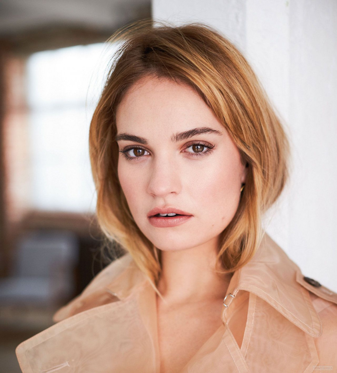 Lily James: pic #1028555