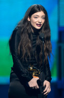 photo 19 in Lorde gallery [id668343] 2014-02-10
