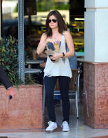 photo 19 in Lucy Hale gallery [id453145] 2012-02-29