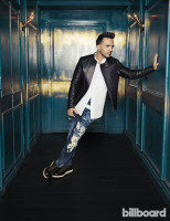 Luis Fonsi photo #