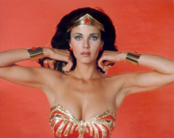 Lynda Carter photo #