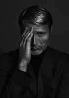 Mads Mikkelsen photo #