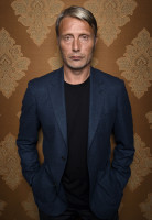 Mads Mikkelsen photo #