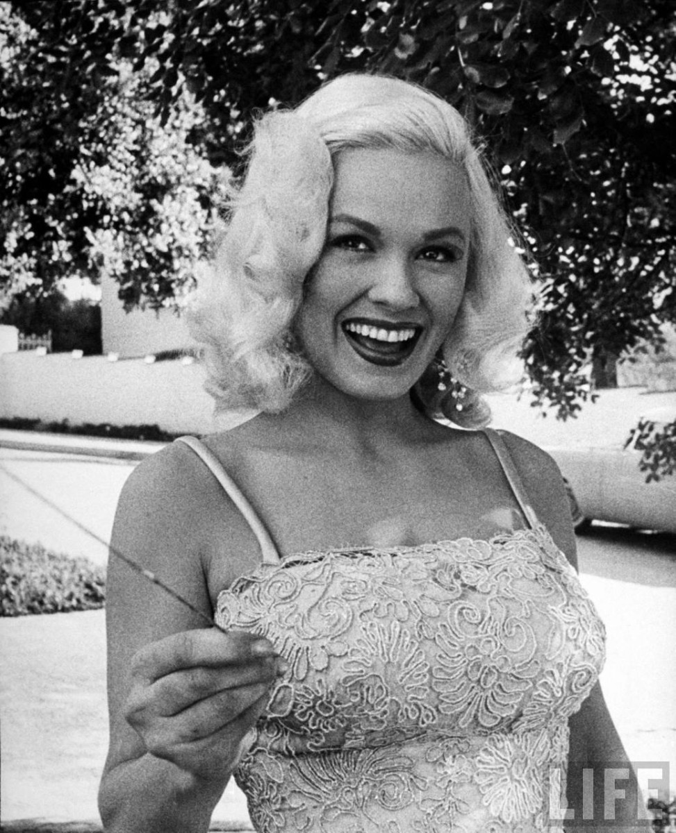 Mamie Van Doren: pic #379015