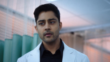 Manish Dayal photo #