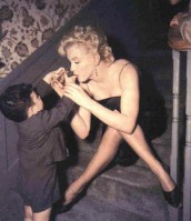 Marilyn Monroe photo #