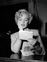 photo 24 in Marilyn Monroe gallery [id421827] 2011-11-21