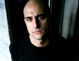 Mark Strong photo #