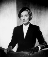 Marlene Dietrich photo #