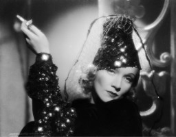 Marlene Dietrich photo #