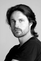 Martin Henderson photo #