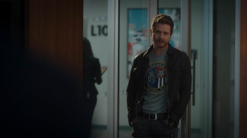 photo 19 in Matt Czuchry gallery [id1283657] 2021-11-28
