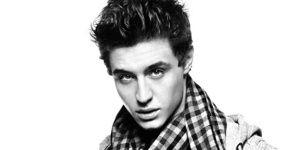 Max Irons: pic #680520