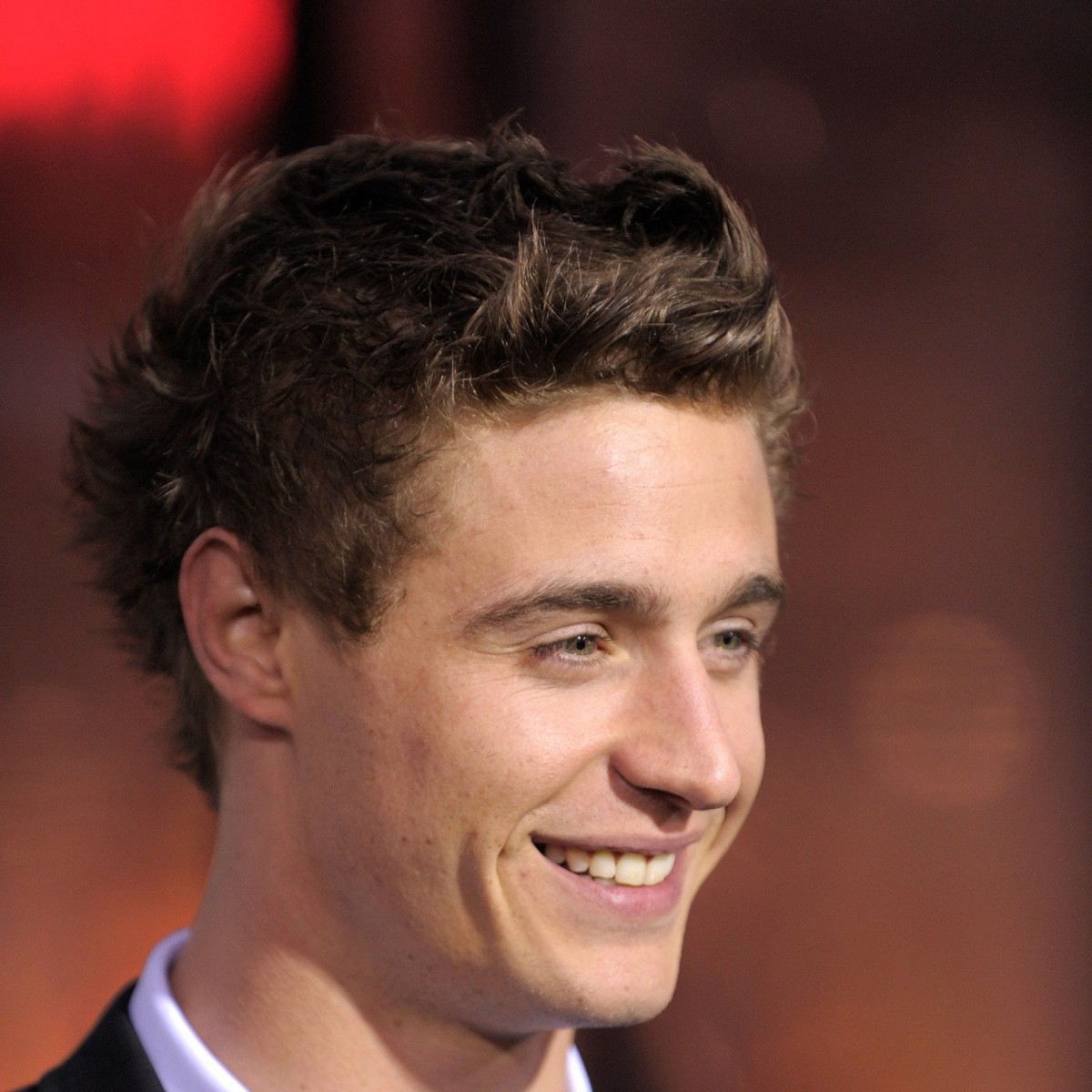 Max Irons: pic #673371