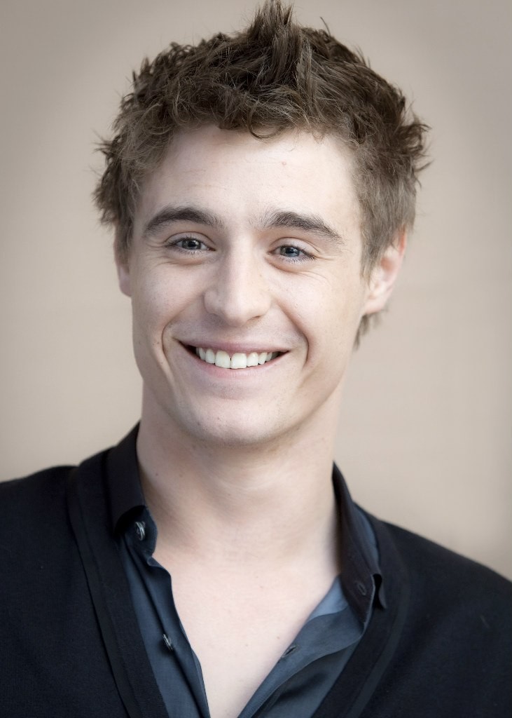Max Irons: pic #673427