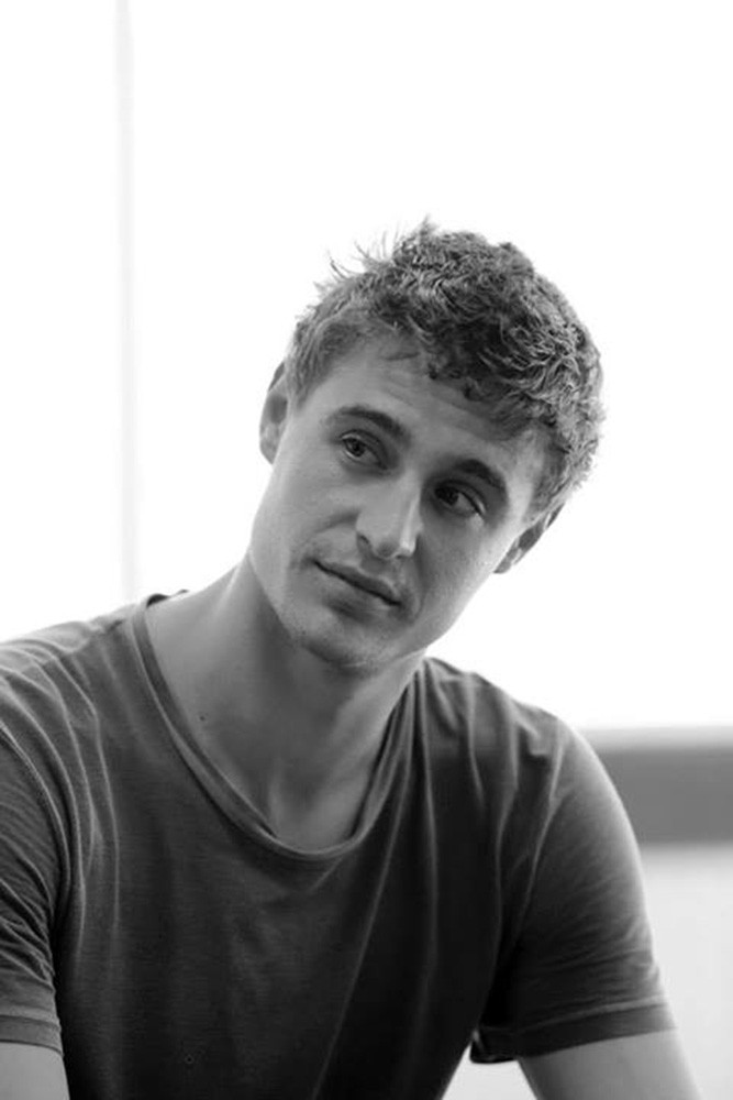 Max Irons: pic #672864