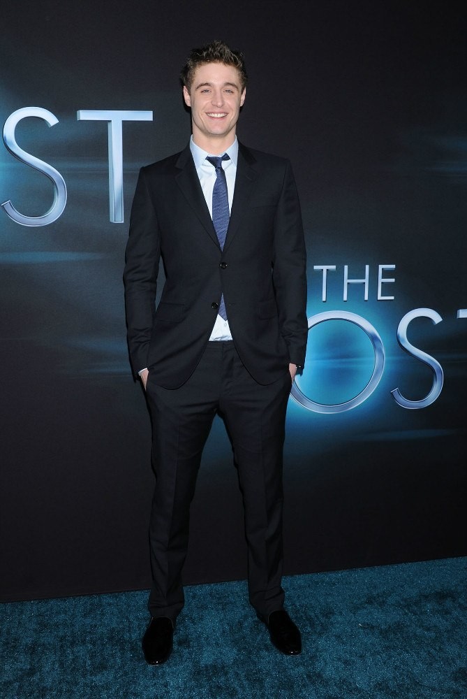 Max Irons: pic #680251