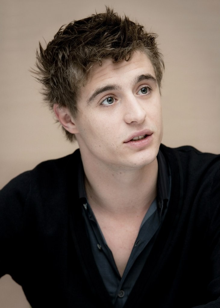 Max Irons: pic #675560