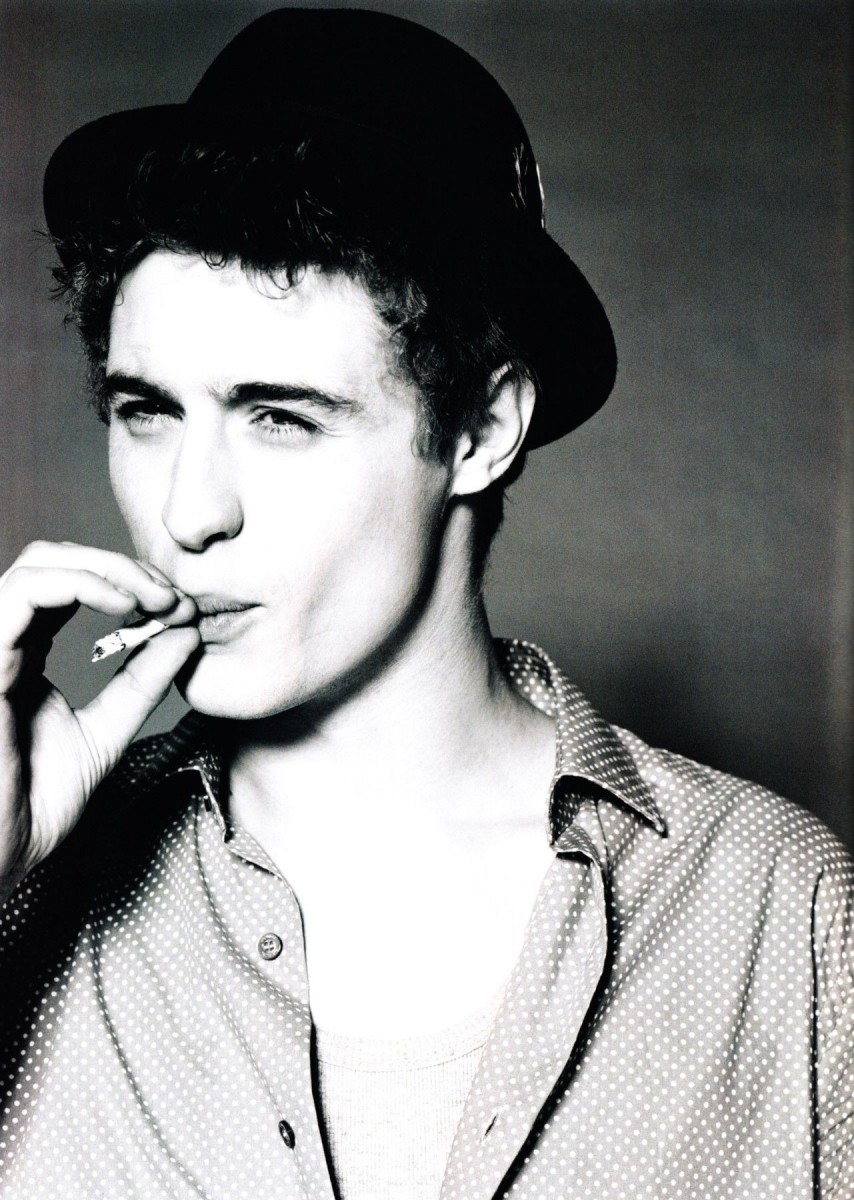 Max Irons: pic #673370