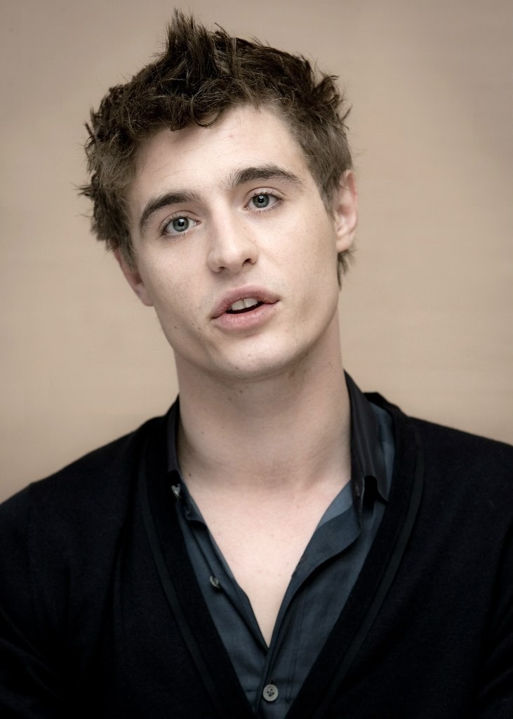 Max Irons: pic #679355