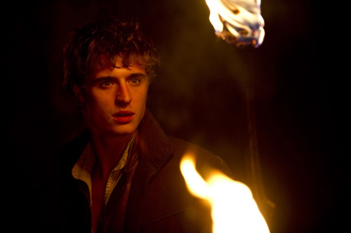 Max Irons: pic #673376