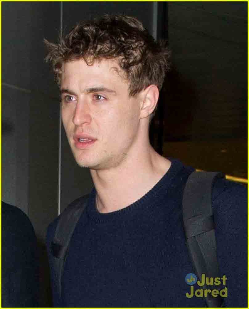Max Irons: pic #673437