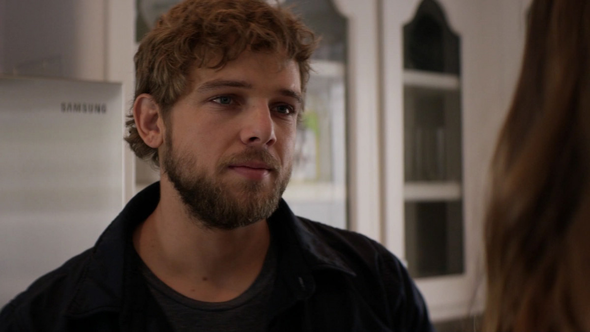 Max Thieriot: pic #1251107