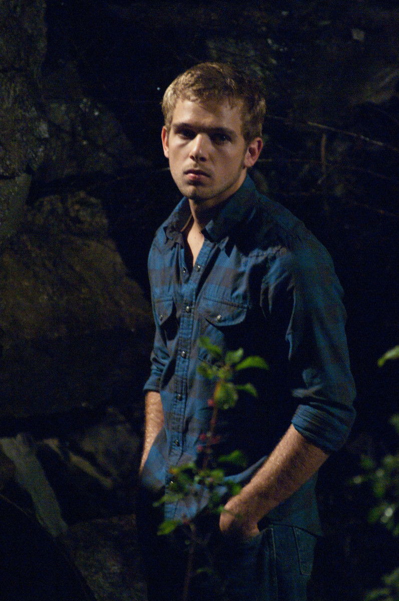 Max Thieriot: pic #1251944