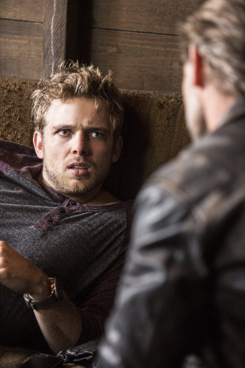 Max Thieriot: pic #1245773