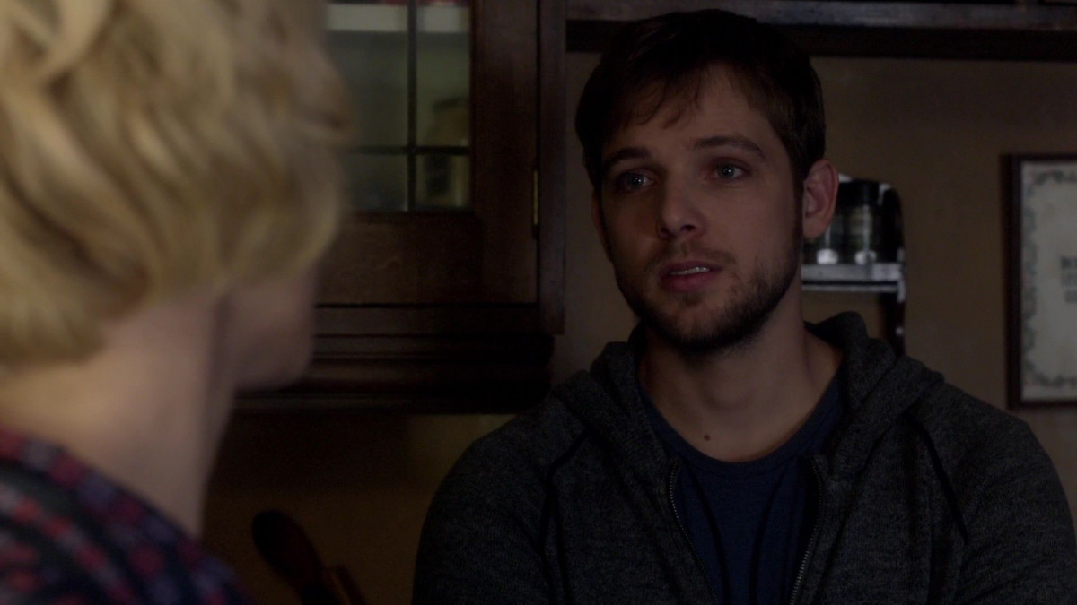 Max Thieriot: pic #1255793