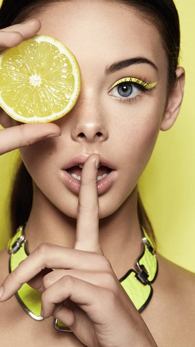 Meika Woollard: pic #1054623