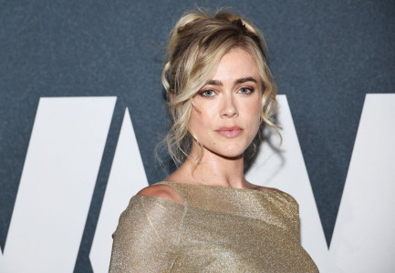 photo 3 in Melissa Roxburgh gallery [id1337567] 2023-11-27