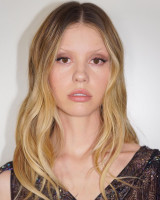 Mia Goth photo #