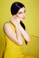 Mia Kirshner photo #