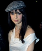 photo 24 in Mia Kirshner gallery [id207376] 2009-11-30