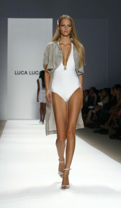 photo 3 in Kocianova gallery [id220078] 2009-12-25