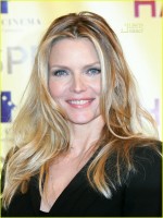 Michelle Pfeiffer photo #