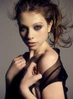 Michelle Trachtenberg photo #