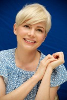 photo 18 in Michelle Williams(actress) gallery [id420788] 2011-11-18