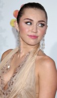 photo 19 in Miley Cyrus gallery [id429143] 2011-12-13