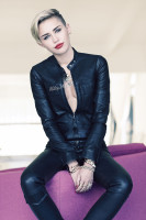 Miley Cyrus photo #